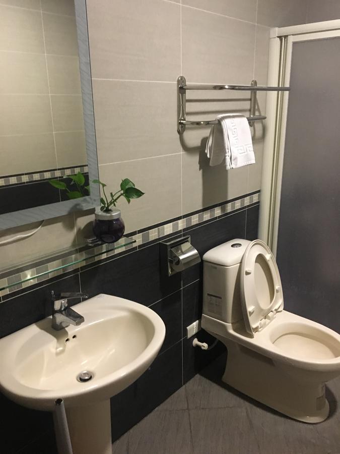 Fountain B&B Yilan Екстер'єр фото