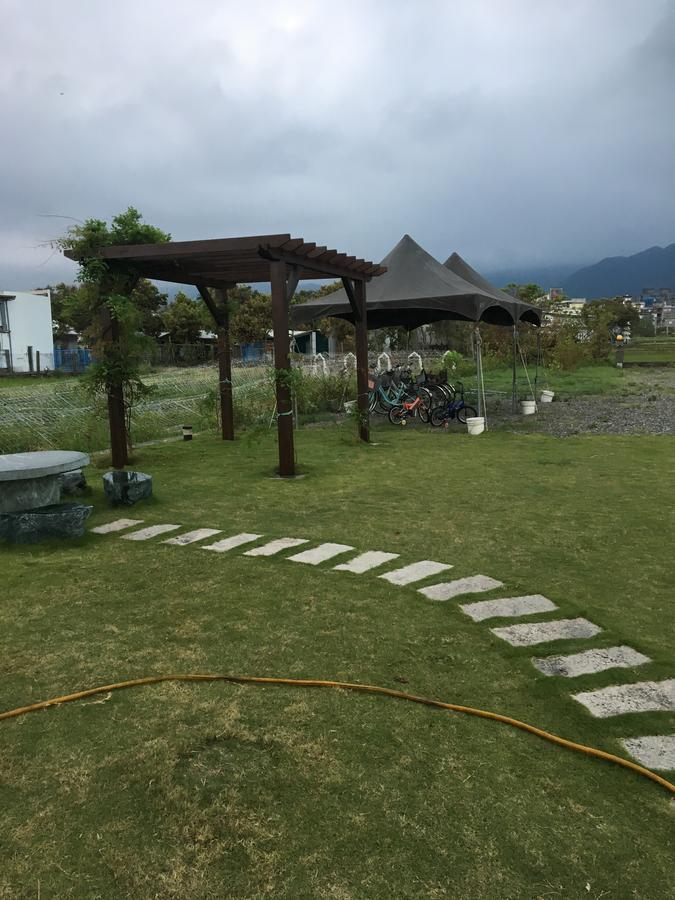 Fountain B&B Yilan Екстер'єр фото